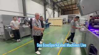 Kunde besucht EcooSpark-Fabrik