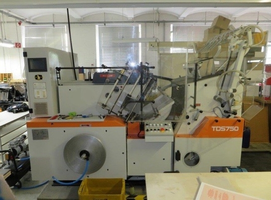 Rotierende automatische Folie, die stempelschneidene Maschine 750 x 560mm stempelt