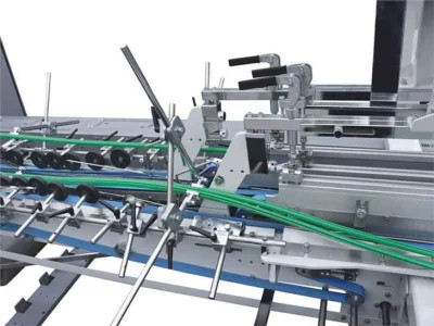 Karton-Ordner Gluer-Hochgeschwindigkeitsmaschine Ecoographix automatische für das Verpacken