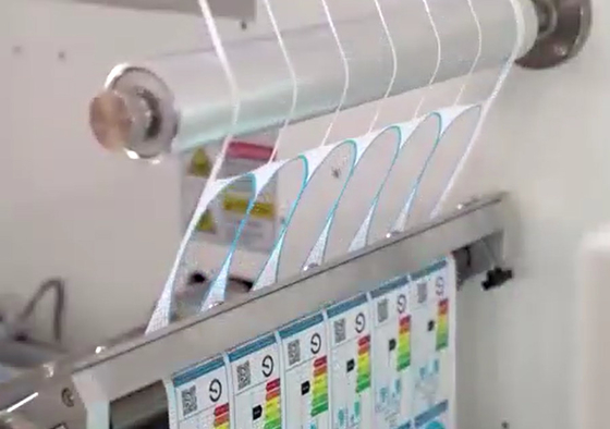 Aufkleber-Digital-Stanze-Abisoliermaschine mit dem Lamellieren