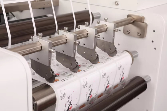 Ein-Station Sechsköpfe VD3350 Digitale Automatik-Etiketten-Totenschneidemaschine
