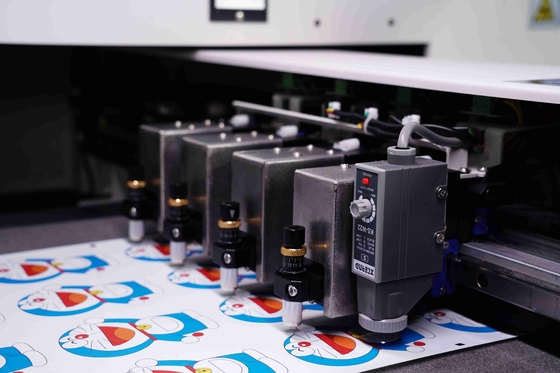 320 mm Breite Digitale Roll-to-Roll-Label-Die-Cutter-Maschine