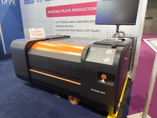 Großes Format-eingetragenes Warenzeichen, das CTP-Flexoplatte herstellt Maschine druckt