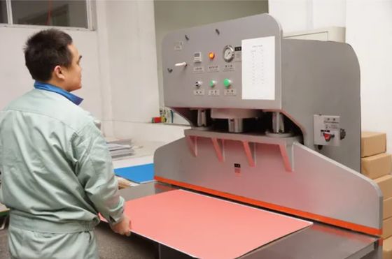 13000 rph Rot UV-resistente Druckdecke für Verpackungsdruck