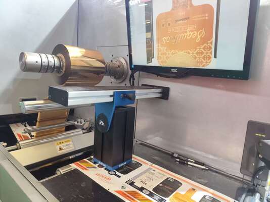 Digitale Rollen Weinpapieretikette, benutzerdefinierte Aufkleber, Lackierungsfolie, Stempelmaschine