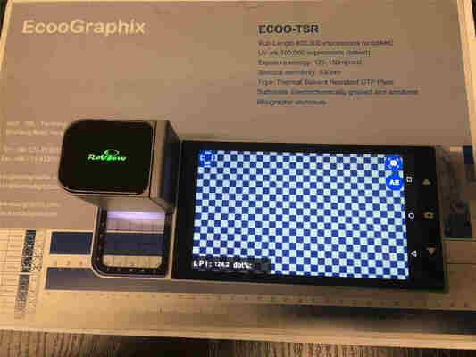 RePlate CTP Platten-Densitometer mit einem hochauflösenden 720p LCD-Touchscreen