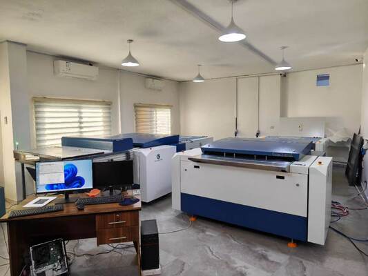 256 Kanäle, Computer zum Offsetdruck, Thermoplatten-CTP-Maschine, 55 Platten pro Stunde und automatische Plattenbeladung, quadratische Punkte