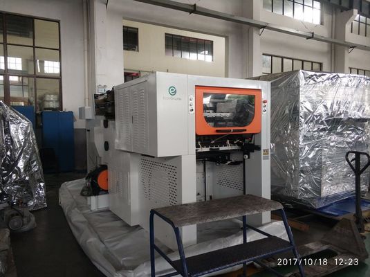 PLC steuern die automatische Folie, die stempelschneidene Maschine stempelt
