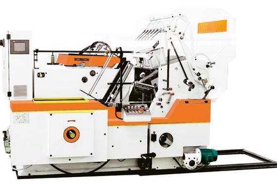 Pappautomatische Folie, die stempelschneidene Maschine 2500shipping und Behandlung stempelt
