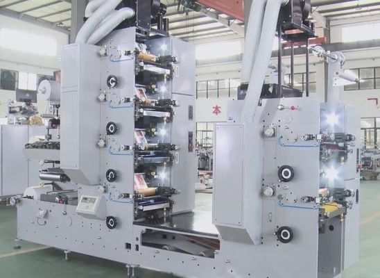 Automatischer UV-Flexo-Etikettendrucker 60 m/min mit Druckschnittstation