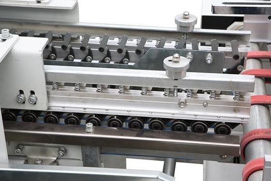 Wellpappe-Kasten, der die Maschinen-Karton-Falte klebt Maschine 300M/Min macht