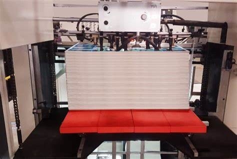 Automatische UV-Fleckenlack-Beschichtungsanlage 9000Blätter/H 730x1060mm
