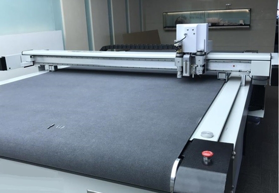 CB03II-1113 Multifunktionelle 1200mm/s Flachbett-Plotter-Schneider-Gravur