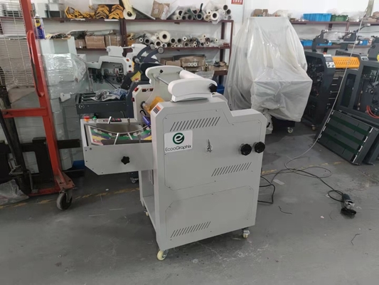 Büro-Infrarot-Heizflötenlaminiermaschine 5 m/min